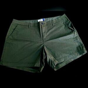 Old navy shorts Army green